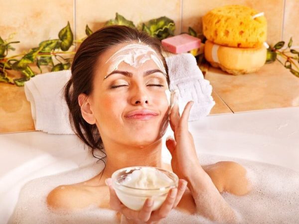 Rose Petal & Honey Hand Treatment - Image 3